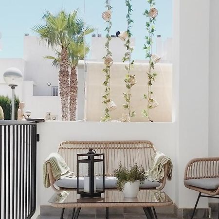 Modern Townhouse In Torrevieja, Costa Blanca Apartment Екстериор снимка